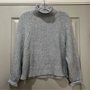 American Eagle Medium Gray Thick Waffle Knit Long Sleeve Sweater G1